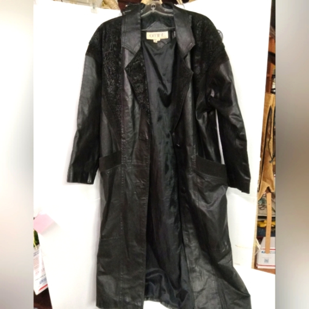 COMINT Coat Maxie Black Leather Floral Suede Size Sm